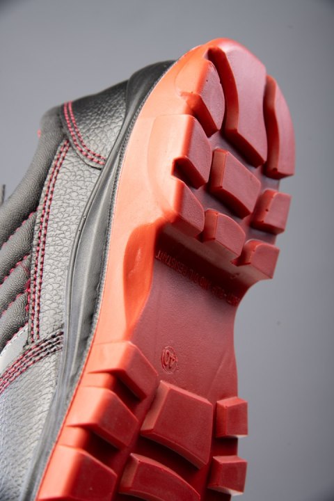 PÓŁBUT CZERWONY O1 SRC