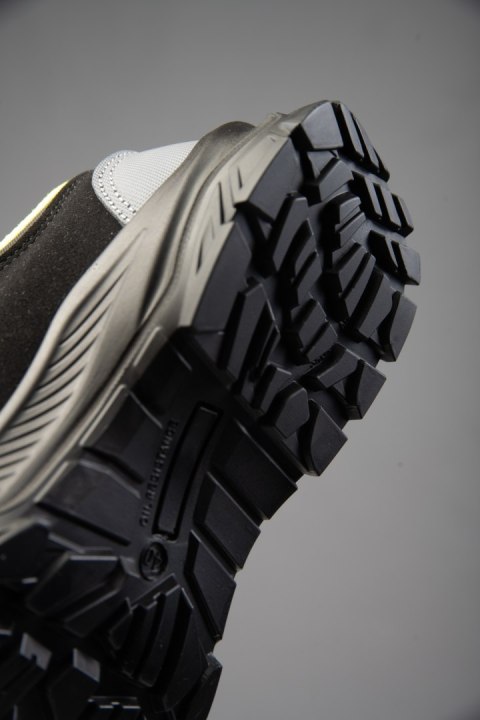 PÓŁBUT BOLTON CZARNY O1 SR FO