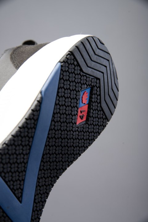 PÓŁBUT BURTON S1PS SR FO ESD